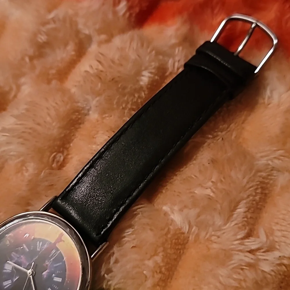 Vintage Highlander MacLeod Men's Black Leather Quartz Analog 34mm Watch 8½
